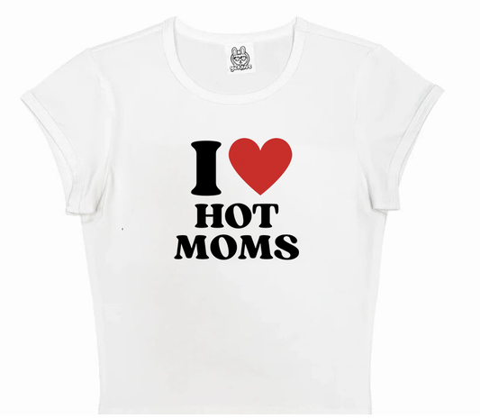 I <3 Hot Moms